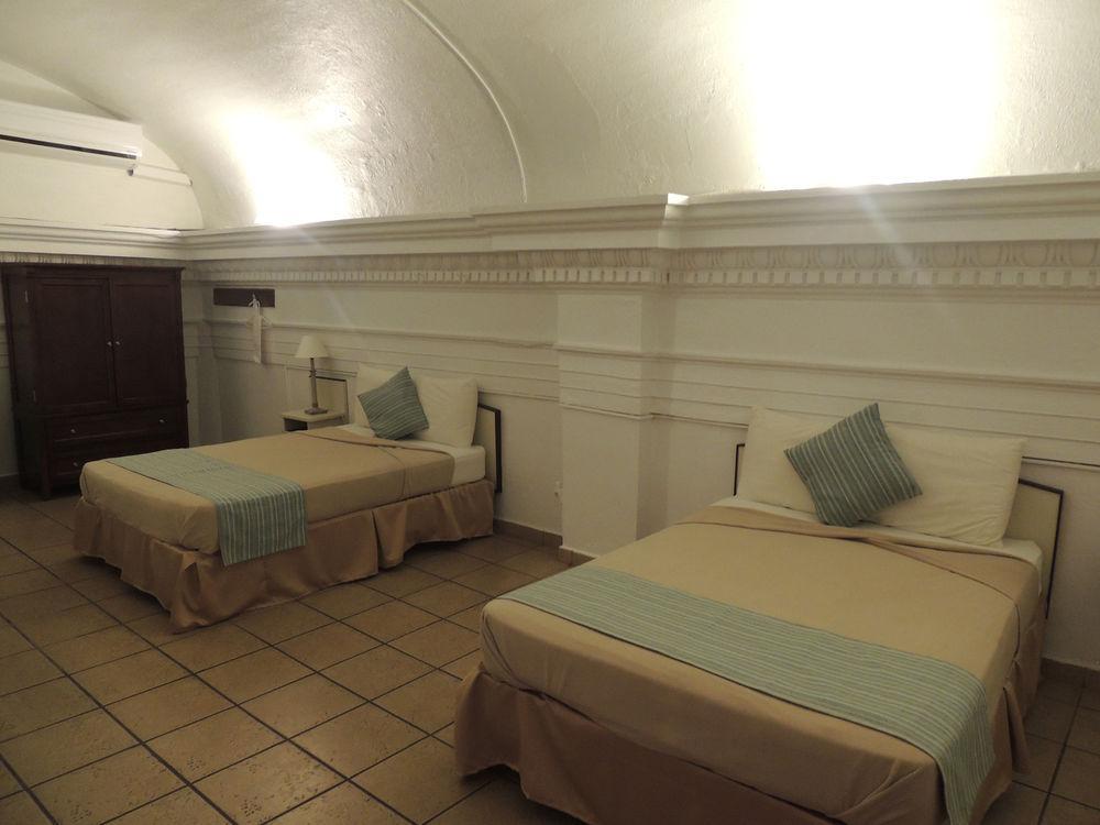 Hotel Colonial Μαγιαγουές Εξωτερικό φωτογραφία